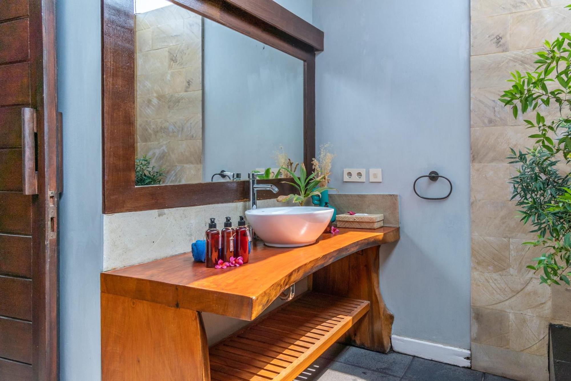 Bale Sampan Boutique Bungalows غيلي تراوانغان المظهر الخارجي الصورة