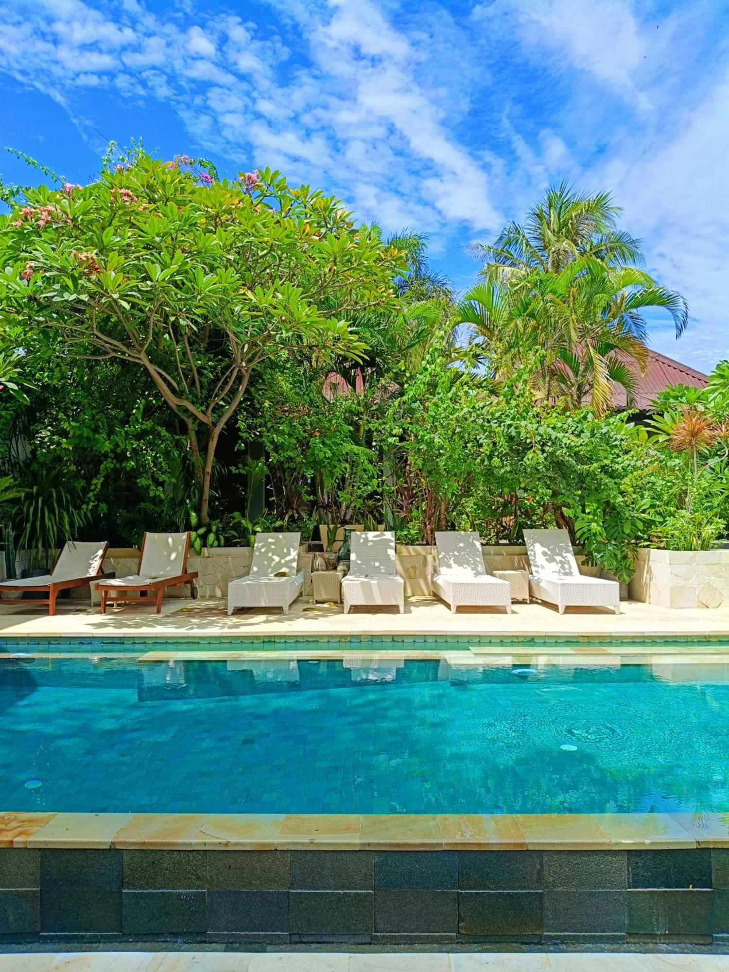 Bale Sampan Boutique Bungalows غيلي تراوانغان المظهر الخارجي الصورة